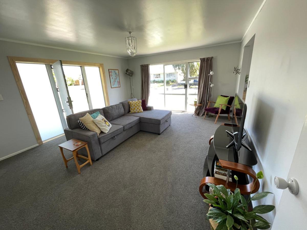 Green Door - One Bedroom Apartment Whakatane Exterior photo